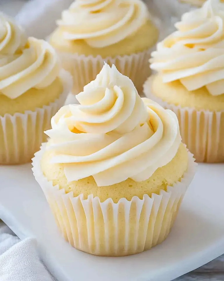 Classic Vanilla Cupcakes
